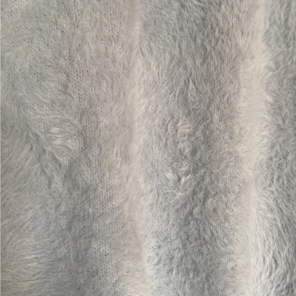 Sweater - Picture 3 of 4